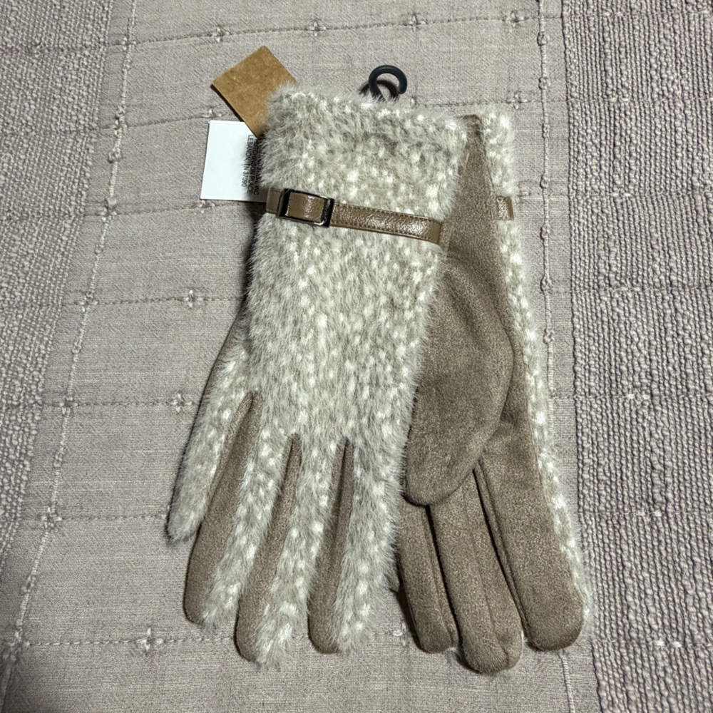New PC Fawn Doe Women’s Gloves Faux Fur Beige/Brown One Size